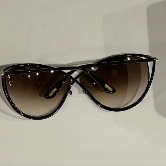 Tom Ford Brown Narcissa Womens Sunglasses w/Case Amazon.com: TOM FORD SUNGLASSES TF129 TF 129 48F BROWN  main image 3
